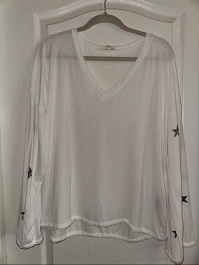 POL White V-Neck Long Sleeve Top with Star Sleeve Detail